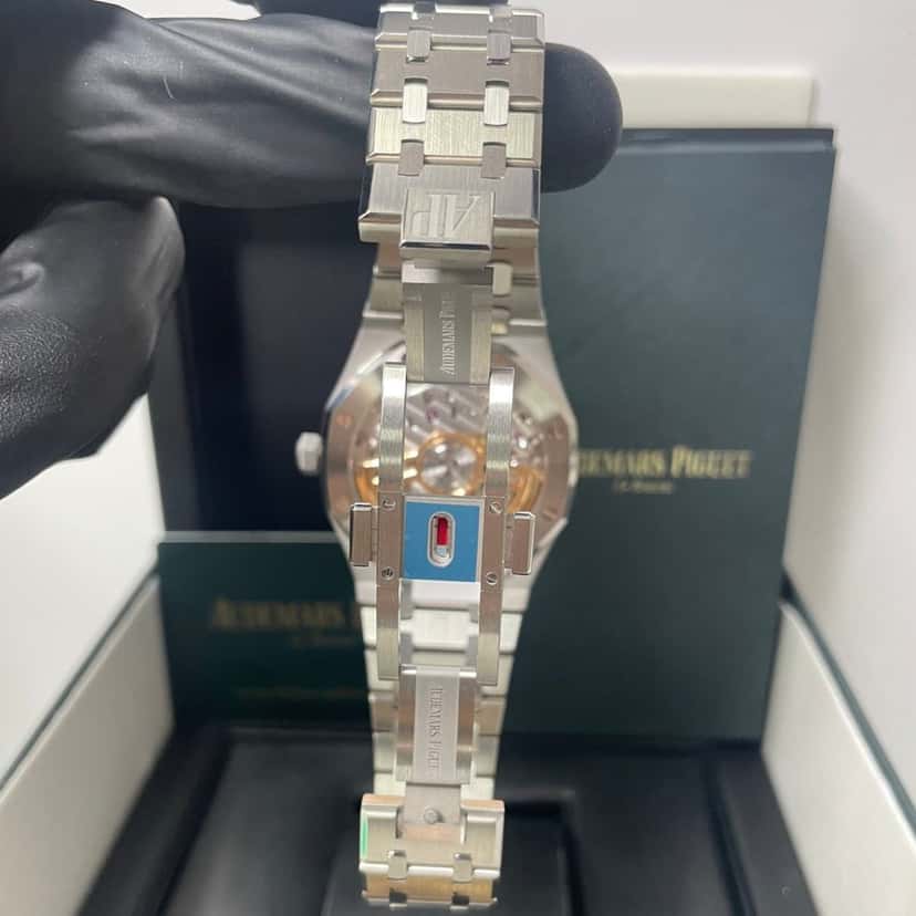 Audemars Piguet Royal Oak Selfwinding 41mm Silver Never worn - Inside View