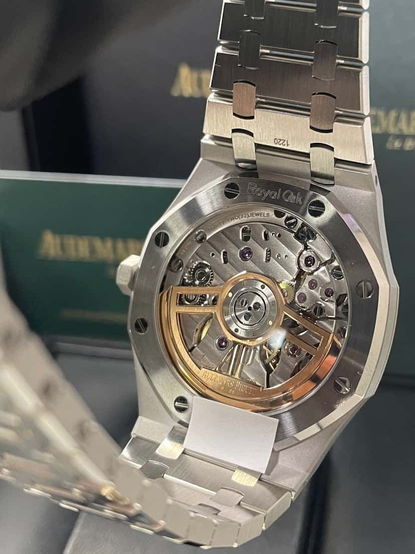Audemars Piguet Royal Oak Selfwinding 41mm Silver Never worn - Model View