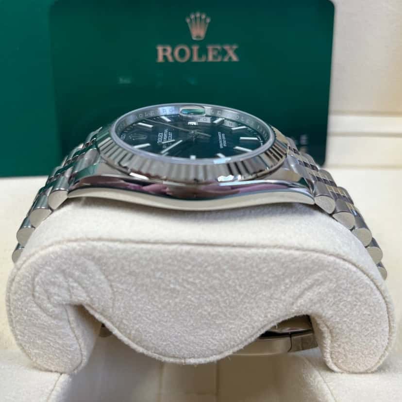 Rolex Datejust 41 Blue Never worn - Box View