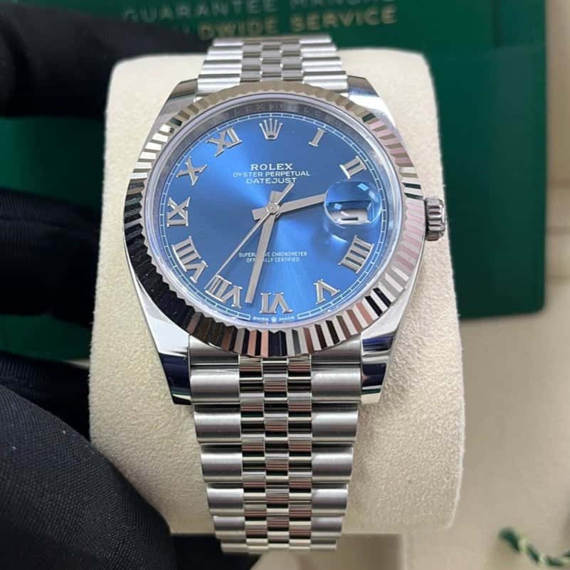 Rolex Datejust 41 Blue Never worn - Model View