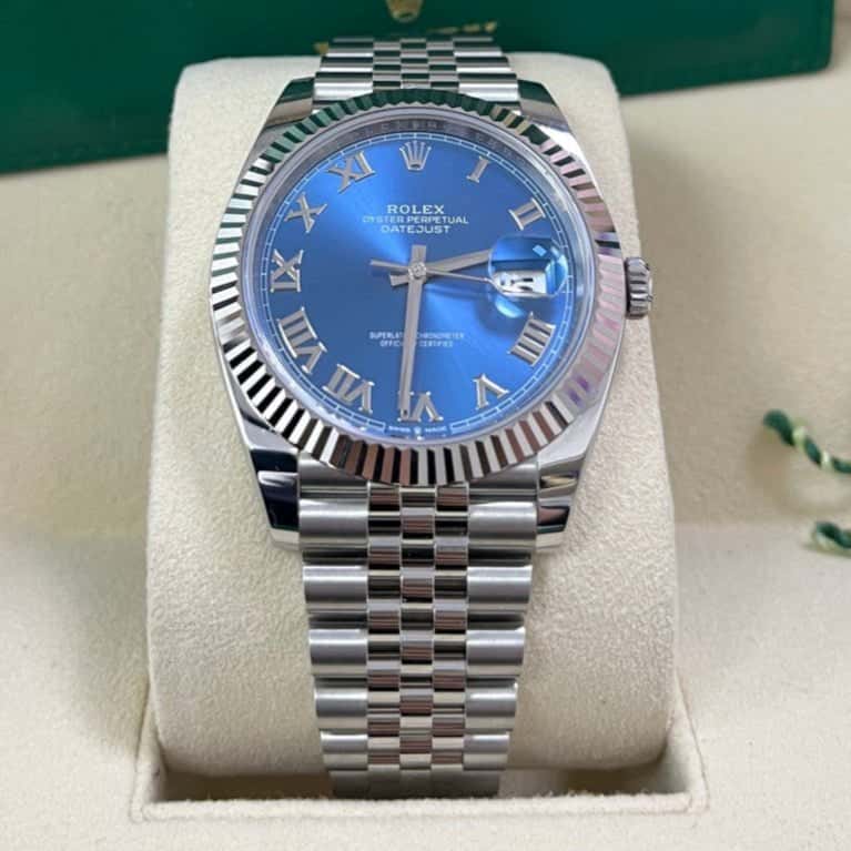 Rolex Datejust 41 Blue Never worn - Box View
