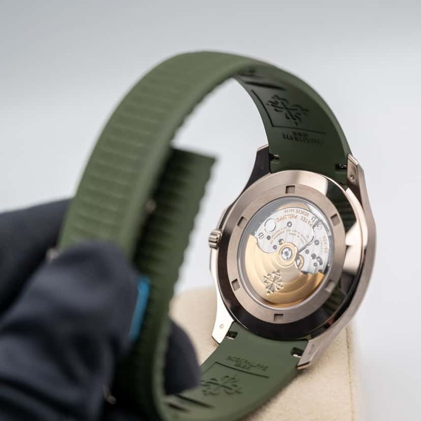 Patek Philippe Aquanaut 42mm Green Never worn - Inside View