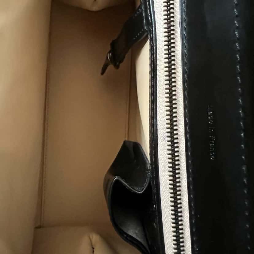 Delvaux Brillant L'Humour MM Black Leather Palladium Good condition - Inside View