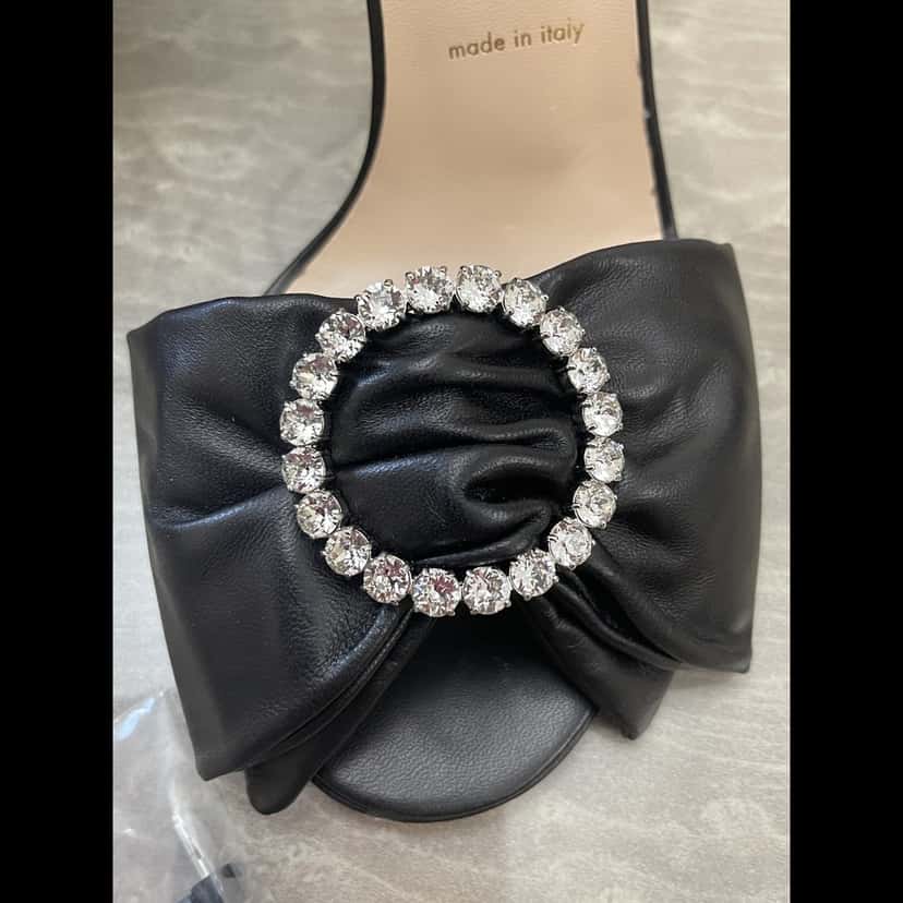 Gucci Leather Crystal Embellished Sandals Black Very good condition - Inside View