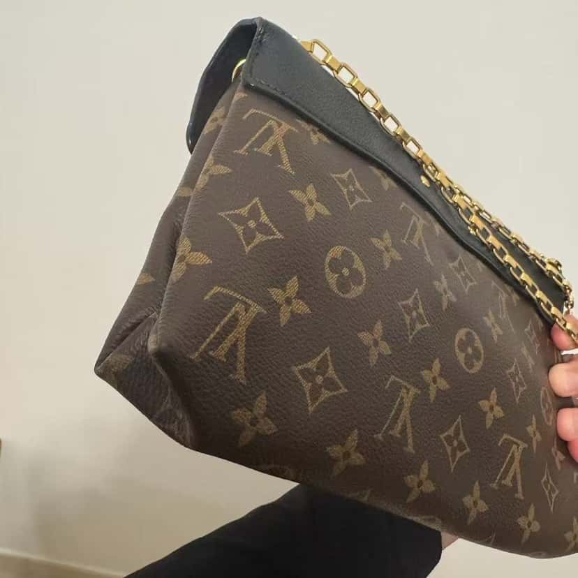 Louis Vuitton Pallas chain black monogram Brown Leather Good condition - Back View