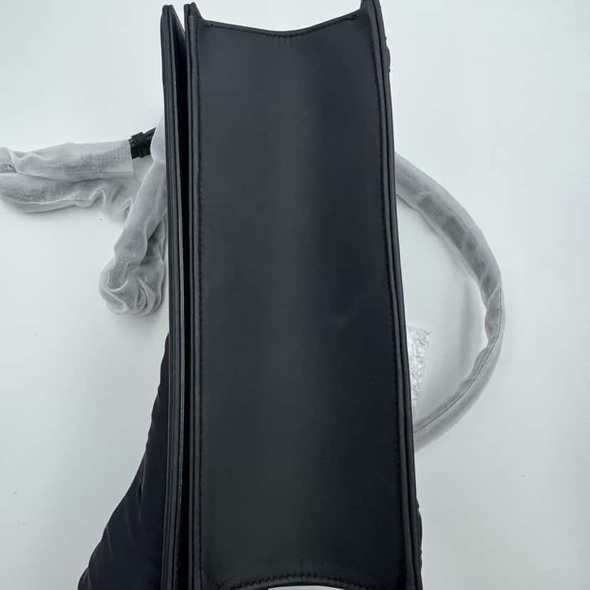 Dior Diorama Black Leather Very good condition - Inside View