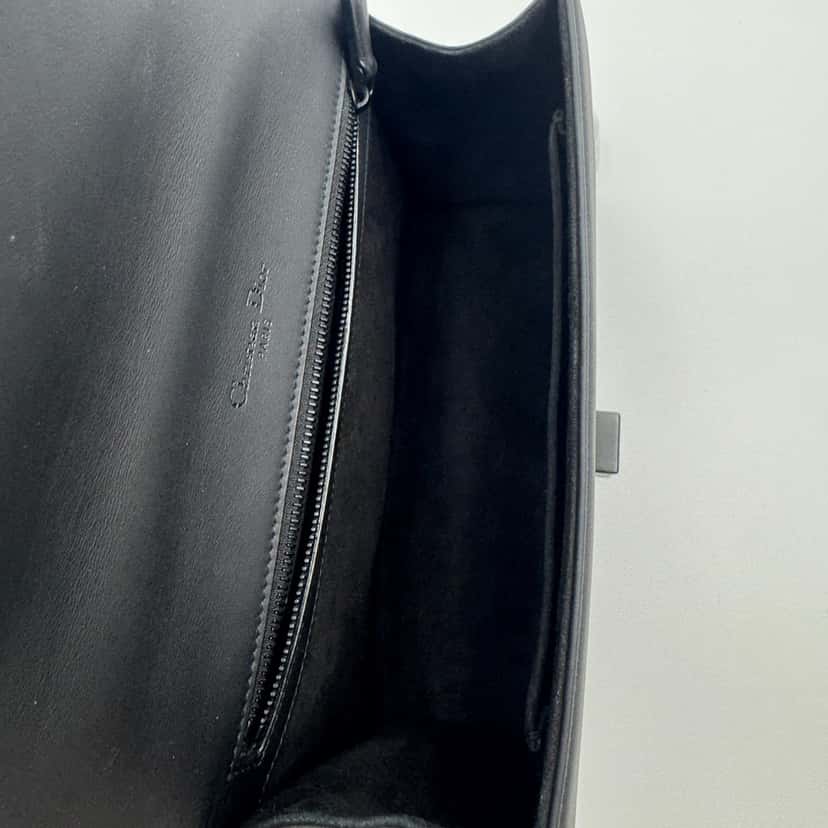 Dior Diorama Black Leather Very good condition - Model View