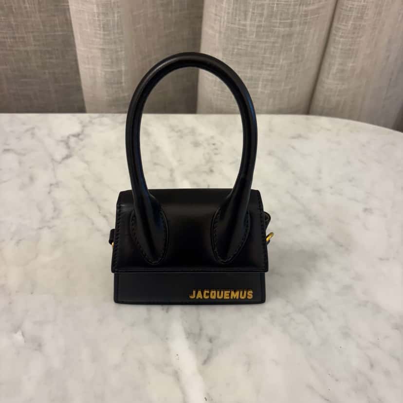 Jacquemus Le Chiquito Black Leather Gold Very good condition - Inside View