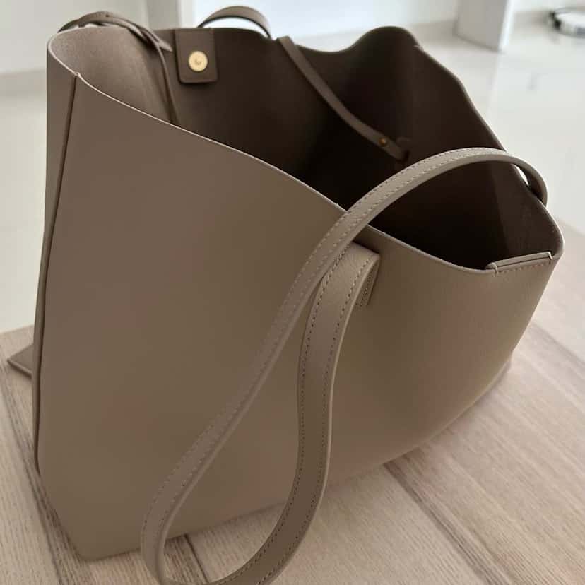 Saint Laurent Tote Beige Leather Leather Never worn - Back View