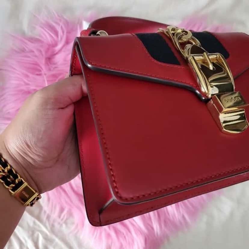Gucci Mini Sylvie Top Handle Red Leather Gold Good condition - Model View