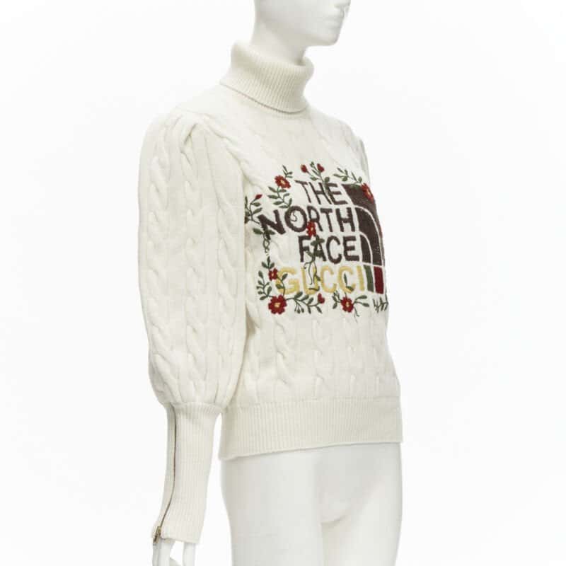 Gucci Floral Cable Turtleneck Beige Wool Never worn - Inside View