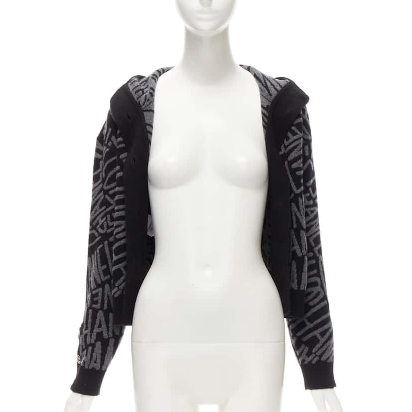 Chanel P70640K10206 Grey Cashmere Never worn - Inside View
