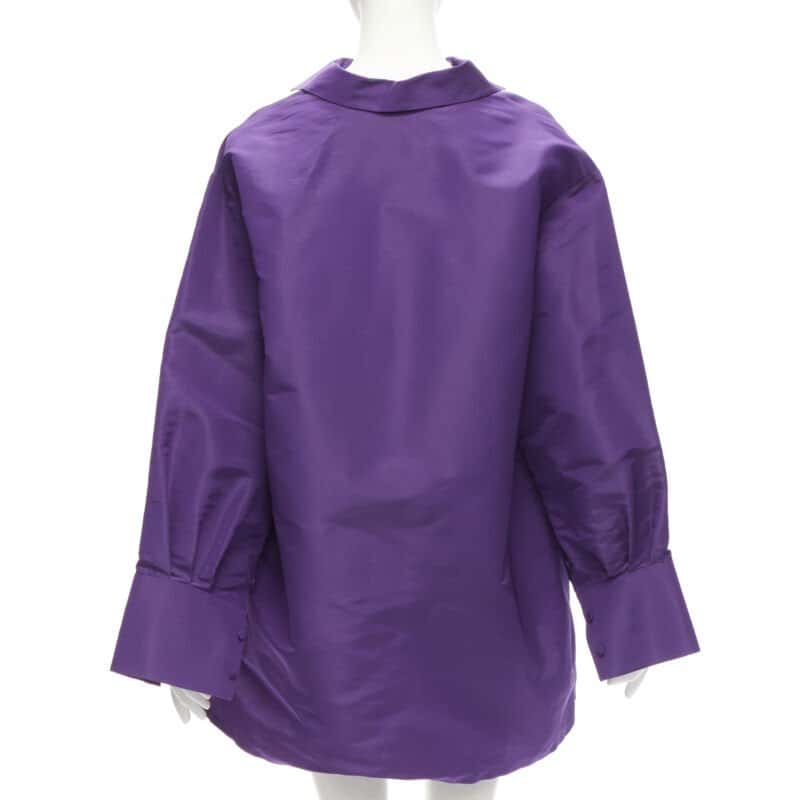 Valentino Garavani 3D Oversized Shirt Purple Silk Never worn - Model View