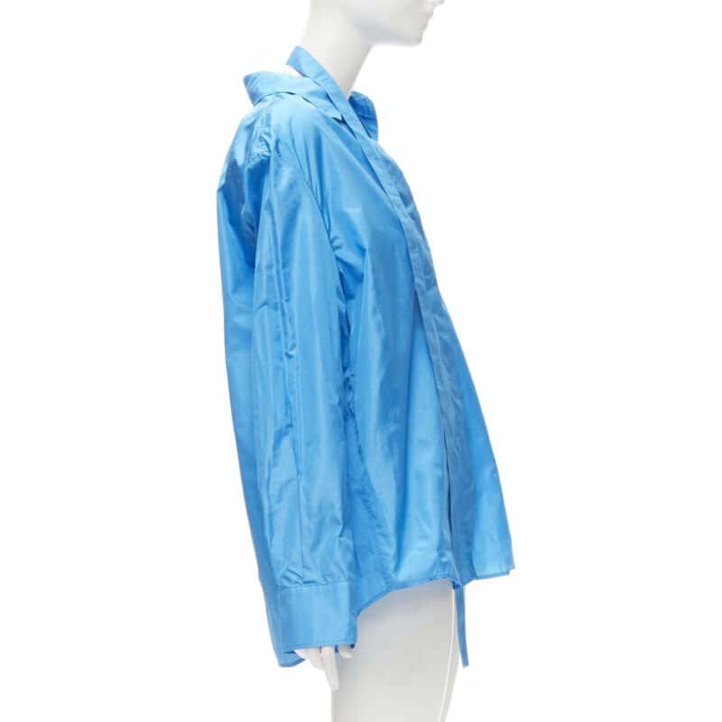 Valentino Garavani Relaxed Tie Shirt Blue Silk Never worn - Model View