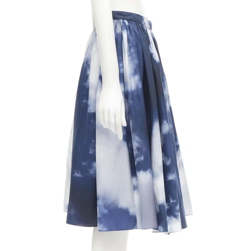 Alexander McQueen Cloud Flared Skirt Blue Cotton Never worn - Model View