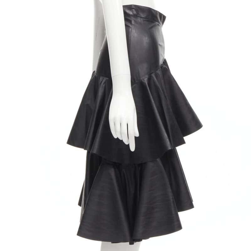 PHILOSOPHY DI LORENZO SERAFINI Asymmetric Tier Skirt Black Polyester Never worn - Model View