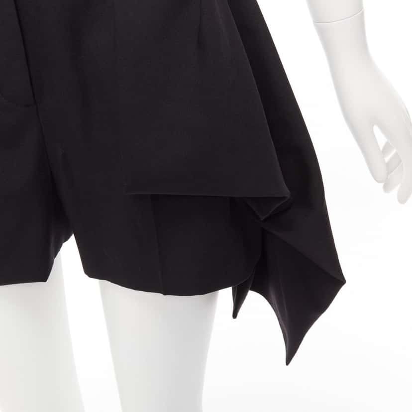 Alexander McQueen Cascade Wide Shorts Black Wool Never worn - Back View