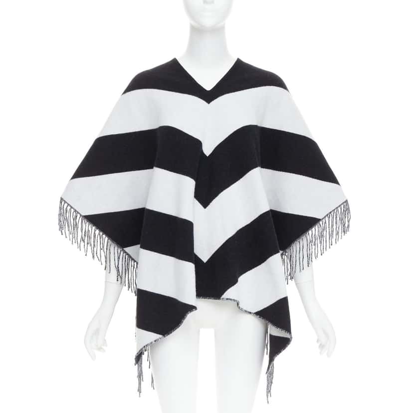 VALENTINO GARAVANI Product Black Wool Very good condition - Front View