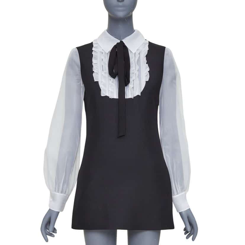 VALENTINO GARAVANI Product Black Wool Very good condition - Front View