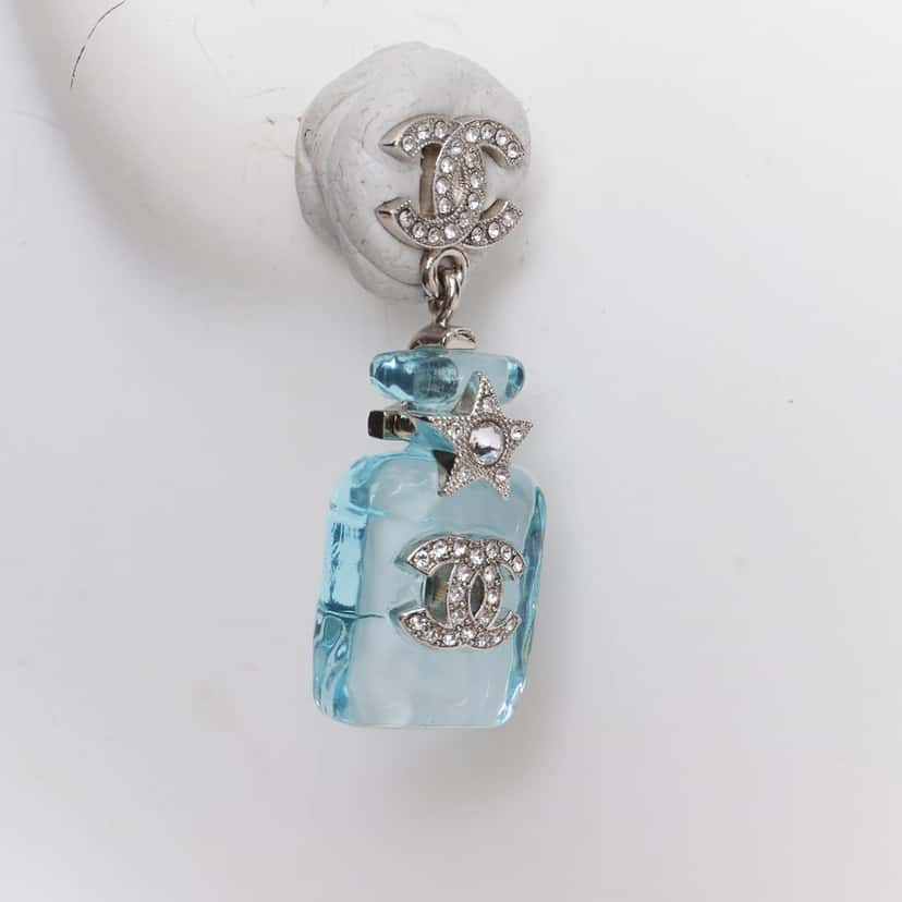 Chanel Product Blue Plastic Very good condition - Box View