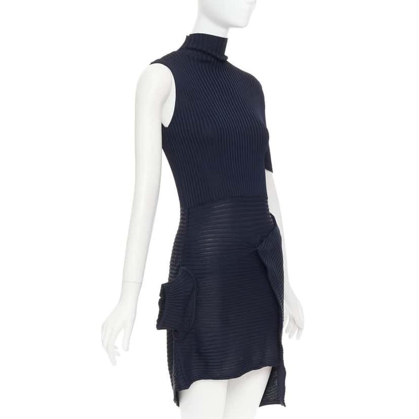 JW Anderson Product Navy Viscose Very good condition - Inside View