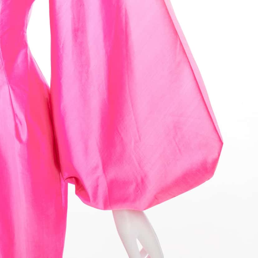 NON SIGNE / UNSIGNED Product Pink Silk Very good condition - Back View