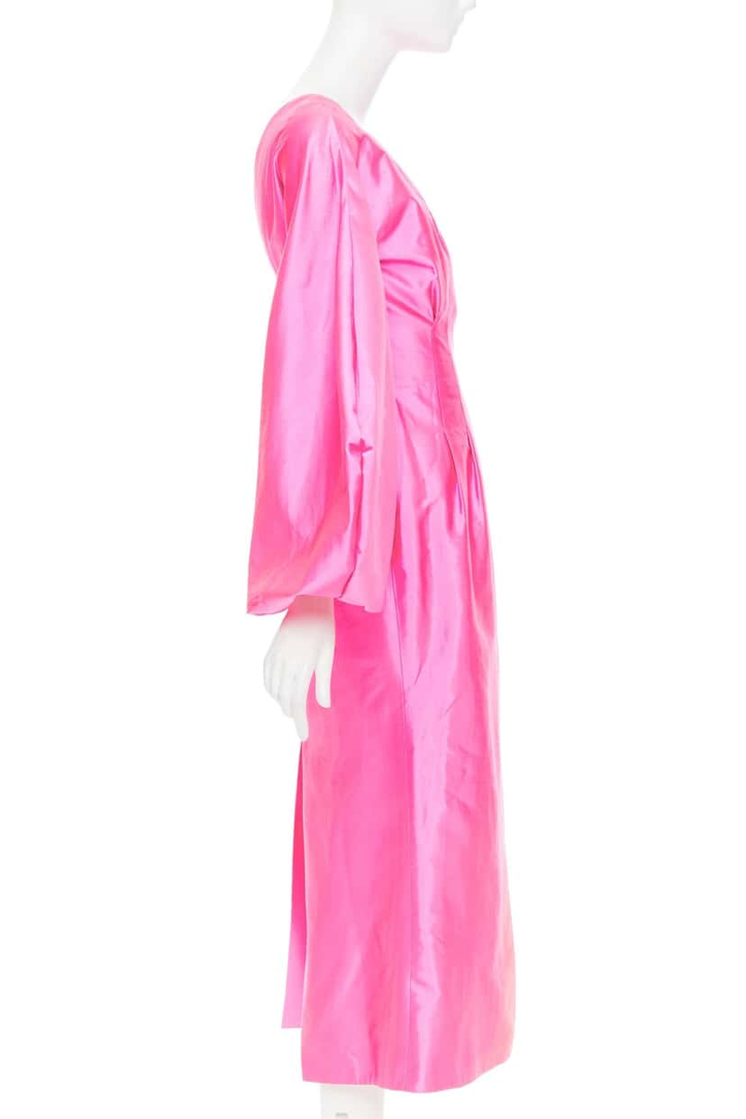 NON SIGNE / UNSIGNED Product Pink Silk Very good condition - Model View