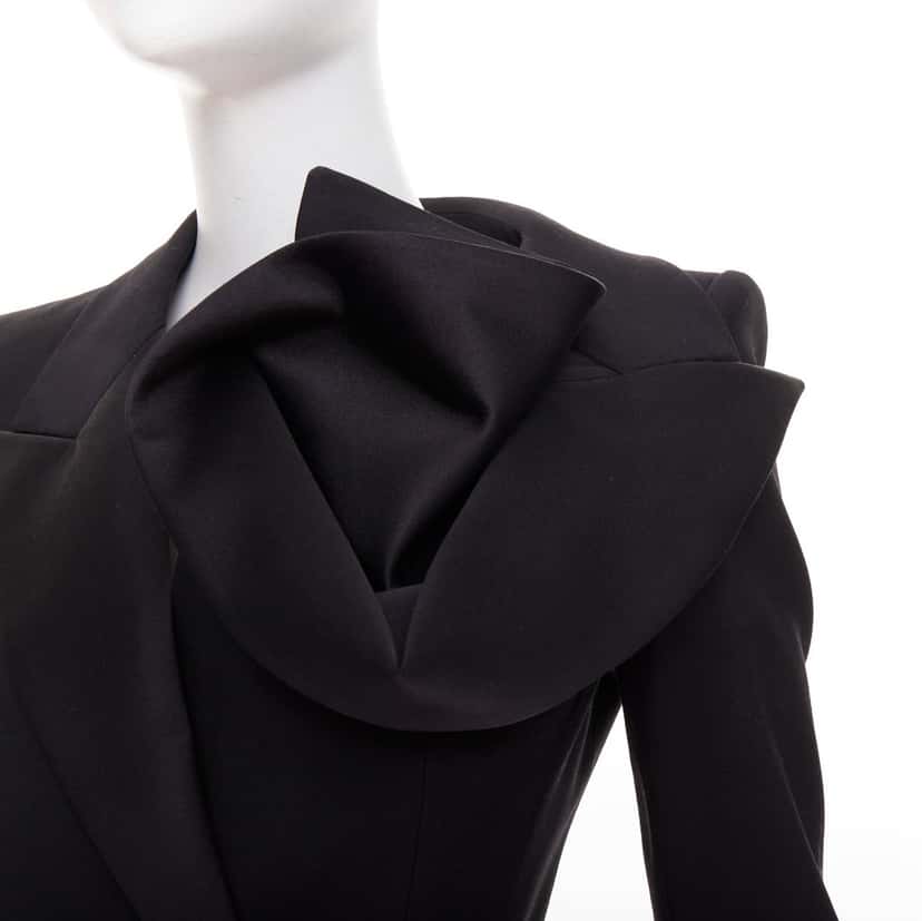 Alexander McQueen Orchid embellished playsuit Black Silk Very good condition - Back View