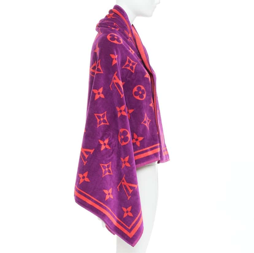 Louis Vuitton Product Pink Cotton Very good condition - Model View