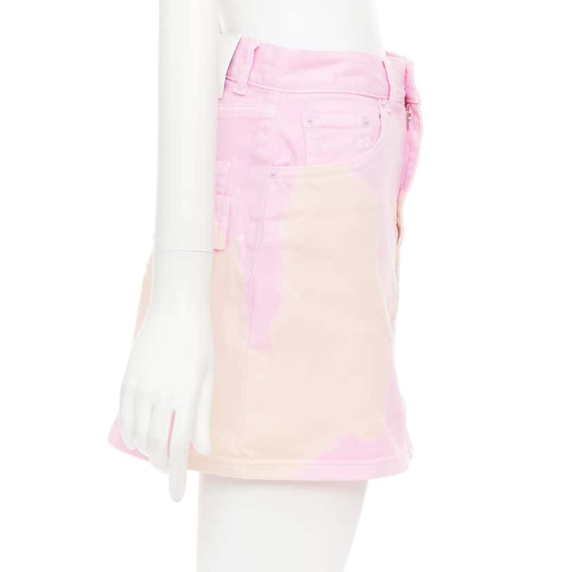Givenchy Product Pink Cotton Very good condition - Model View