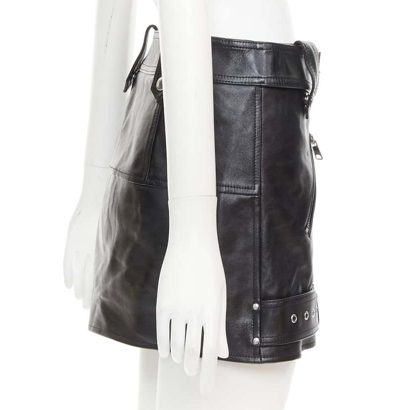 Alexander McQueen Product Black Leather Very good condition - Model View