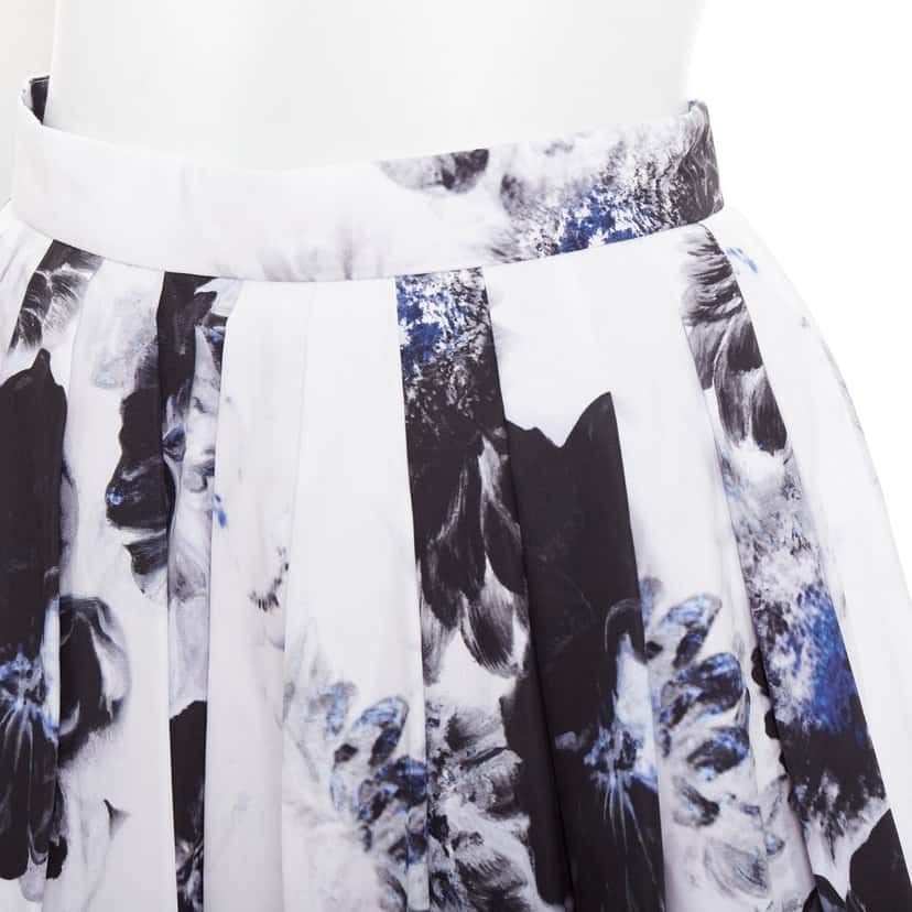 Alexander McQueen Product White Cotton Very good condition - Back View