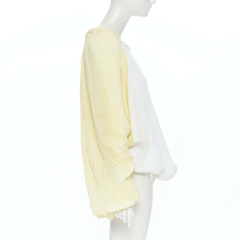 Marni Knife Pleat Top Yellow Polyester Very good condition - Model View