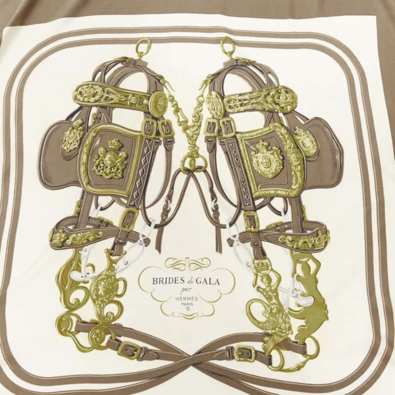 Hermes Brides Print Scarf Brown Silk Good condition - Inside View