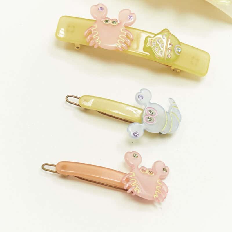 NON SIGNE / UNSIGNED Mermaid Hair Clips Yellow Plastic Very good condition - Model View