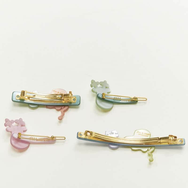 NON SIGNE / UNSIGNED Santa Hair Clips Green Plastic Never worn - Back View