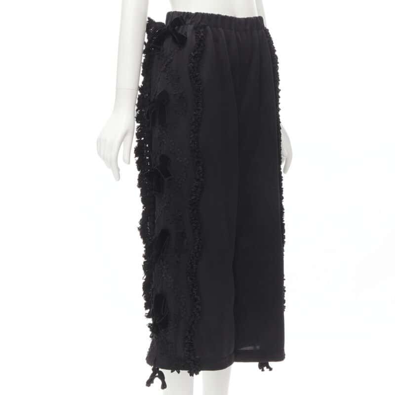 Comme Des Garcons Ruffle Velvet Pants Black Viscose Very good condition - Model View