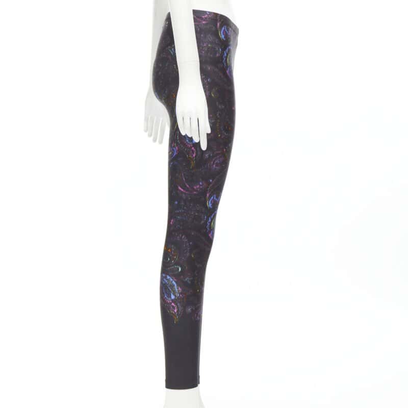 Louis Vuitton Paisley Print Leggings Black Polyester Very good condition - Model View
