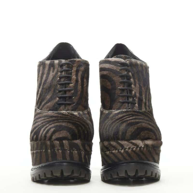 Alaia Zebra Stripe Sole Bootie Brown Leather Never worn - Inside View