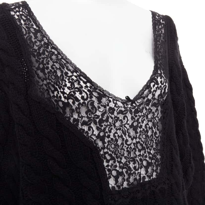 Balenciaga Product Black Wool Very good condition - Back View