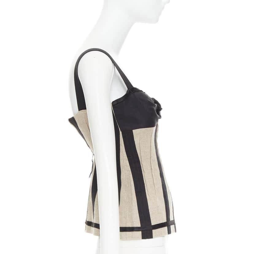 D&G Product Beige Linen Very good condition - Model View