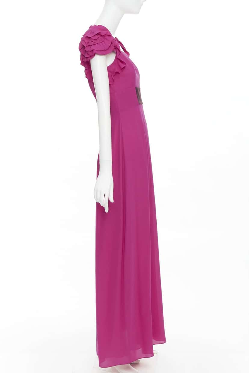 Escada Product Pink Silk Very good condition - Model View