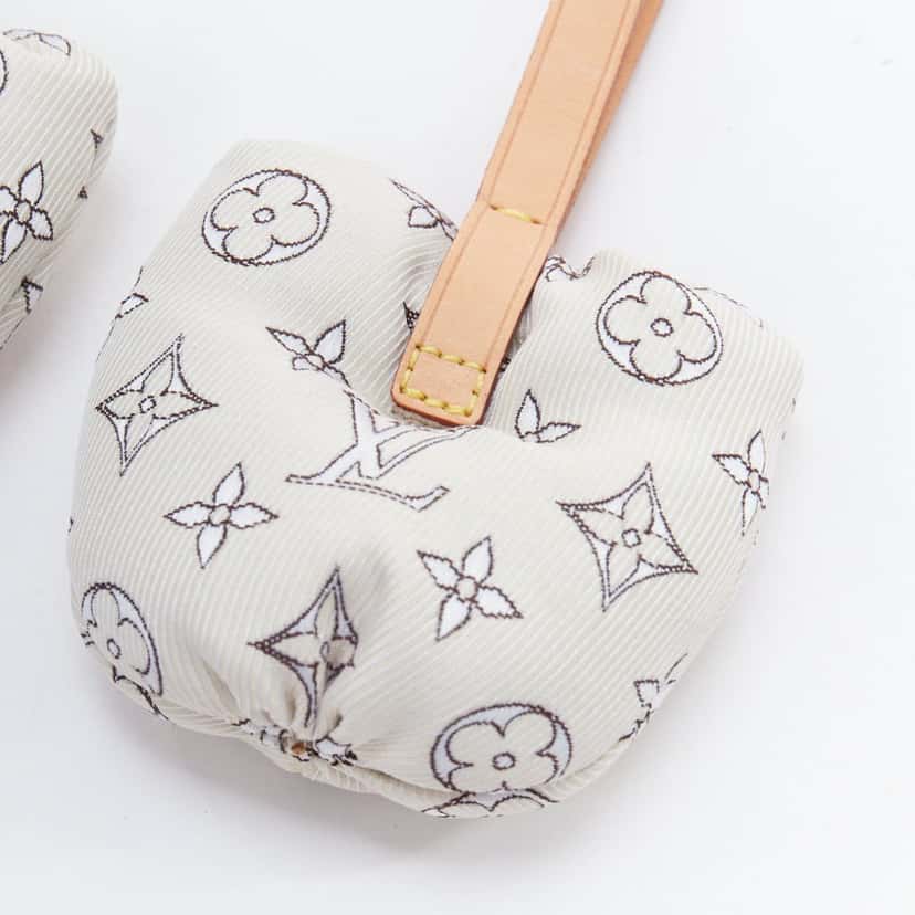 Louis Vuitton Travel Shoe Horn Beige Leather Very good condition - Back View