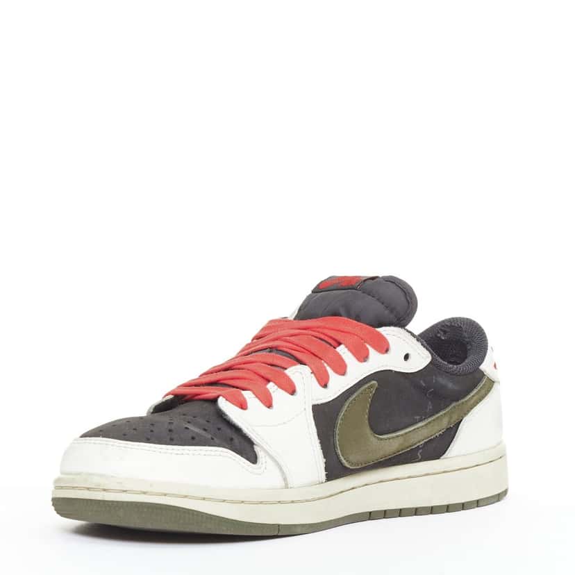 Nike Air Jordan 1 Retro Low OG SP Green Leather Fair condition - Model View