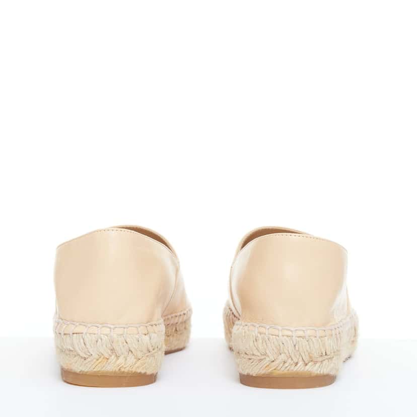 Chanel Product Beige Leather Good condition - Box View