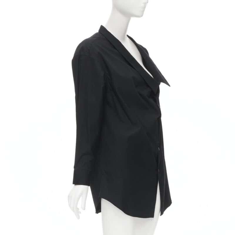 Comme Des Garcons Asymmetric Collar Shirt Black Cotton Very good condition - Model View