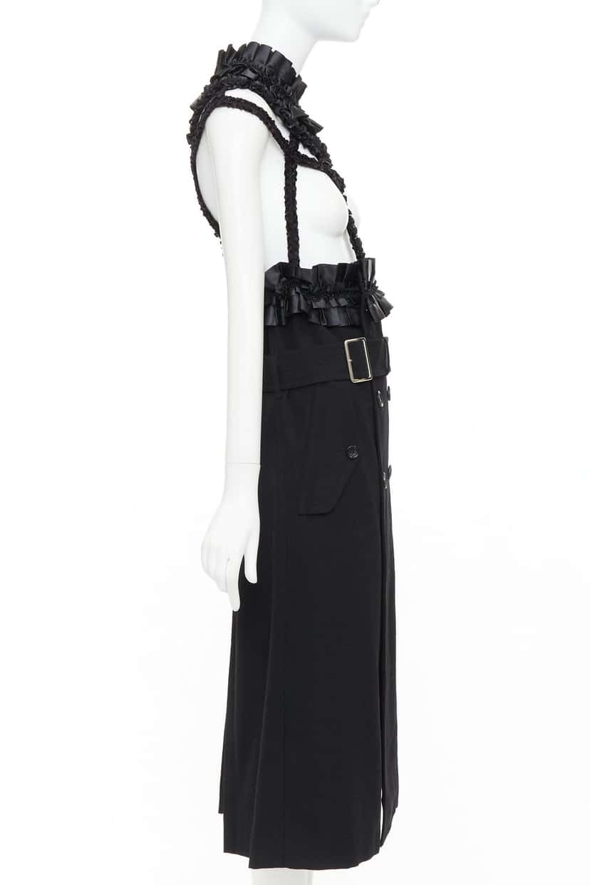 Comme Des Garcons Product Black Wool Very good condition - Model View