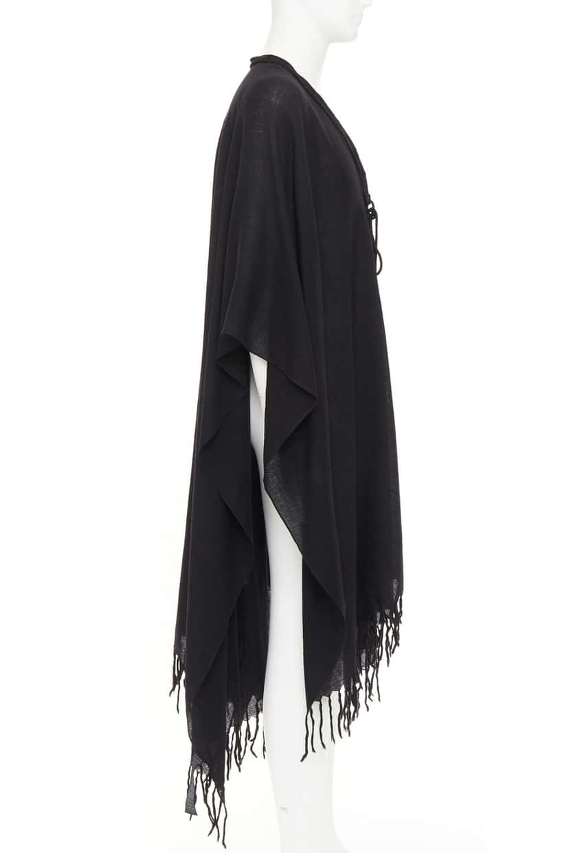 Saint Laurent Product Black Wool Very good condition - Model View