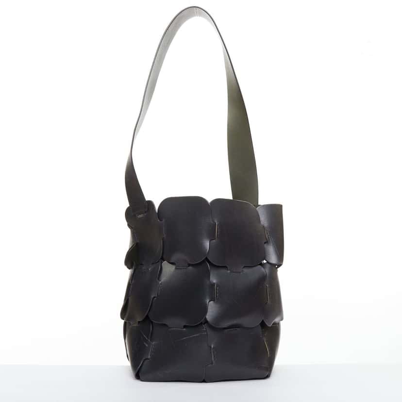 Paco Rabanne Bucket Black Leather Fair condition - Model View
