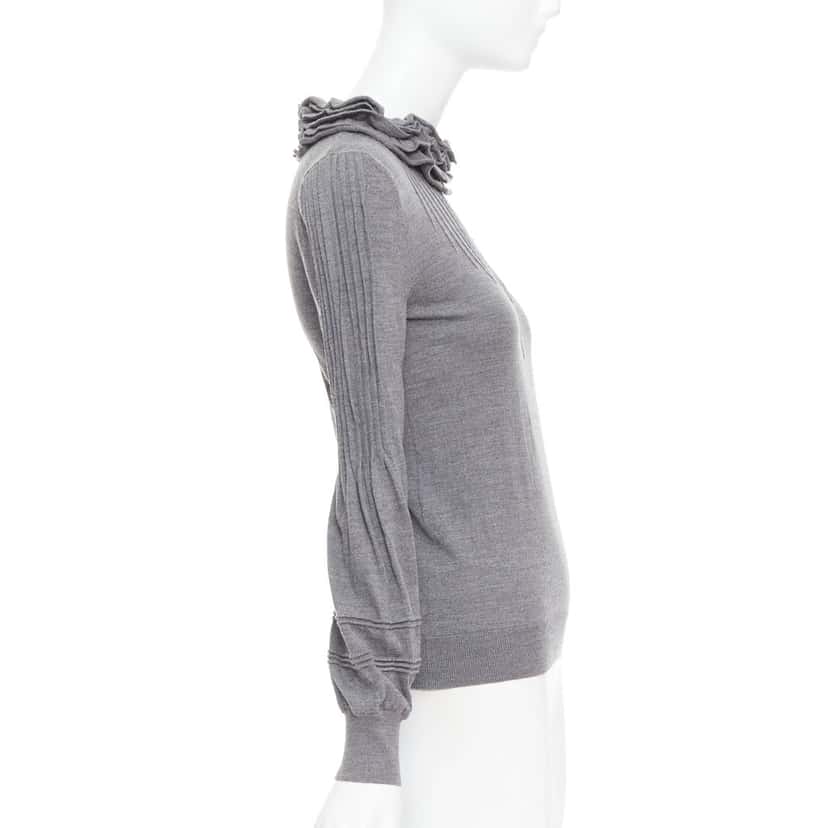 Fendi Ruffle Collar Sweater Grey Wool Fair condition - Model View